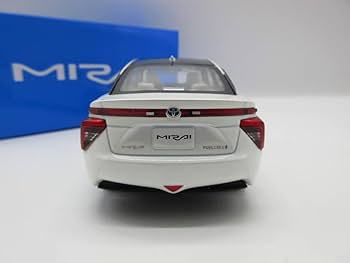 TOYOTAサンプルミニカー1/30非売品220系クラウン062ホワイトパール TOYOTAサンプルミニカー1/30非売品220系クラウン062ホワイト